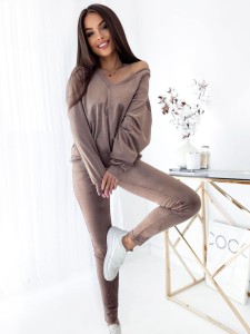 Komplet dres welurowy Mielczarkowski bluza w serek + legginsy polski produkt - cappuccino