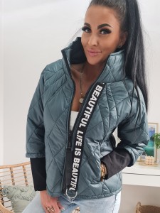 Pikowana kurtka Beautiful ze stójką i ozdobną taśmą - butelkowa zieleń