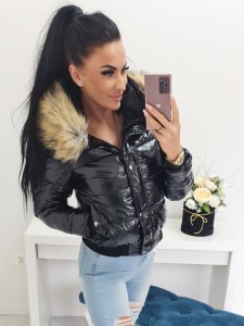 Nowość czarna lakierowana zimowa kurtka Evelin w połysku