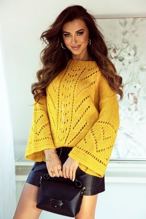 Ażurowy sweter Flora z szerokimi rękawami Polski producent J&K premium -  musztarda