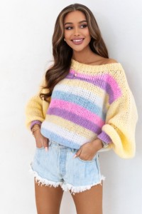 Krótki sweter Classic w paski z wełną polski producent J&K premium - żółty