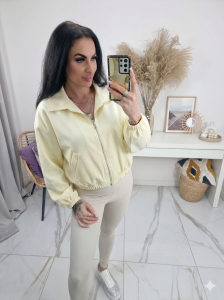 Kurtka bomberka Clarisa na suwak ze ściągaczem  - żółta