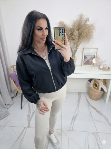 Kurtka bomberka Clarisa na suwak ze ściągaczem  - czarna