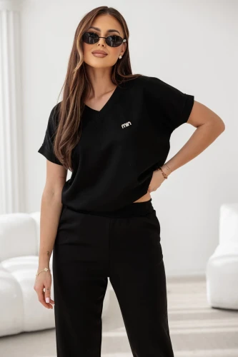Dres Damski z broszką Mindy bluzka z krótkim rękawem plus spodnie - czarny