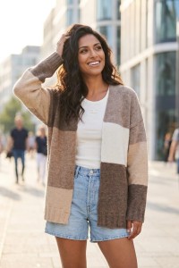 Krótki sweter kardigan Elis polski producent J&K premium - cappuccino